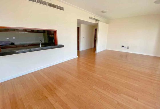 Spacious | Burj View | Park View, picture 5