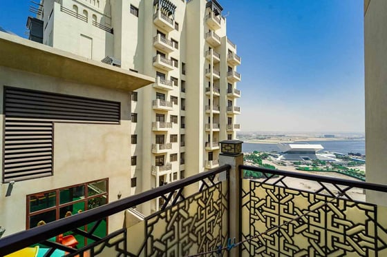 Upgraded Penthouse | Extension | Canal View, picture 11