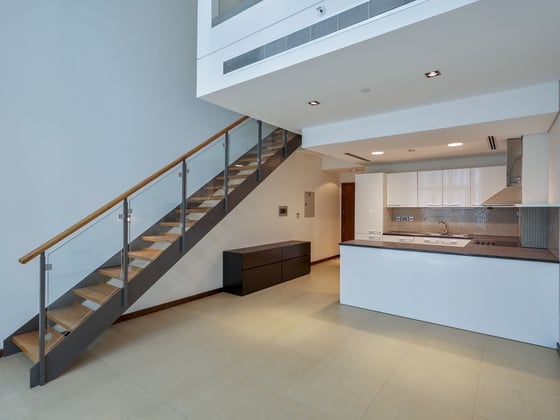 Stylish Duplex Apartment Living in DIFC, picture 3