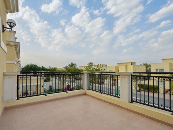 Family-Friendly Luxury Villa in Jumeirah Park, picture 14