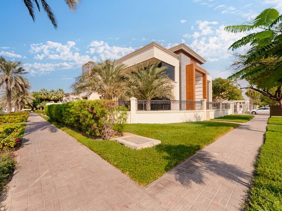 Luxurious Villa Living in Emirates Hills, picture 2