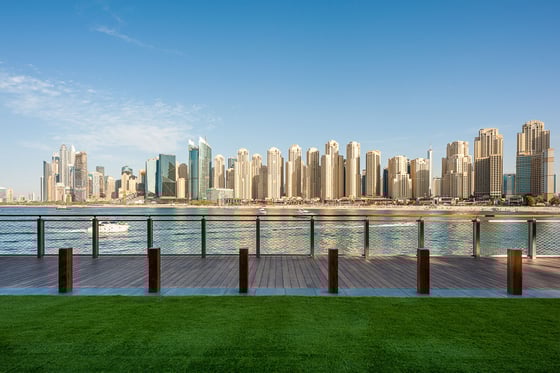 Luxury Bluewaters Residences Living with Sea View, picture 12