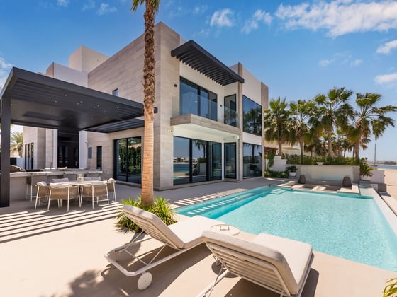 Video tour for Luxury Beachfront Villa with Lavish Interiors