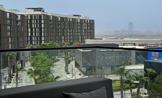 Luxurious Apartment with Ain Dubai Views, picture 32