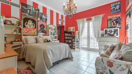 Spacious villa in Jumeirah Islands with lake view, picture 9
