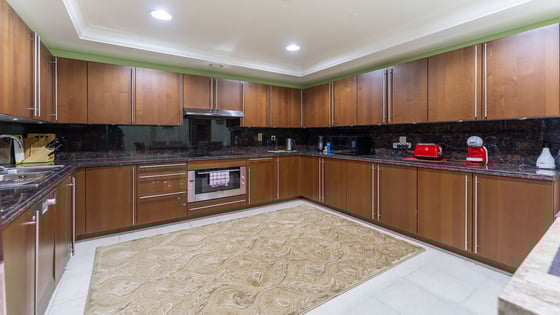 Furnished townhouse at Palm Jumeirah with big layout, picture 6
