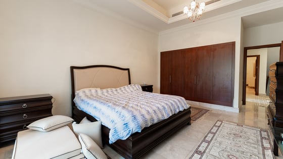 Furnished townhouse at Palm Jumeirah with big layout, picture 13