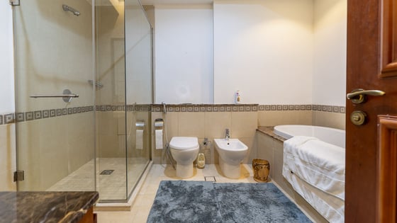 Furnished townhouse at Palm Jumeirah with big layout, picture 21