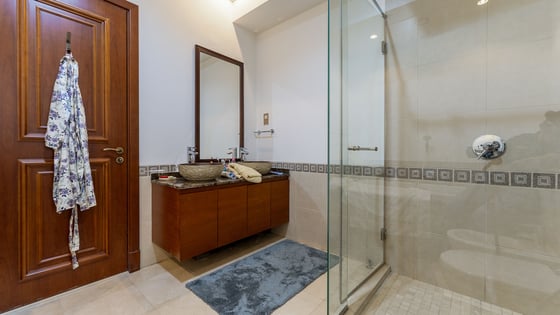 Furnished townhouse at Palm Jumeirah with big layout, picture 20