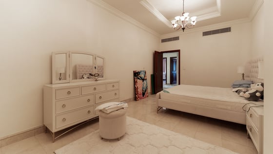 Furnished townhouse at Palm Jumeirah with big layout, picture 17