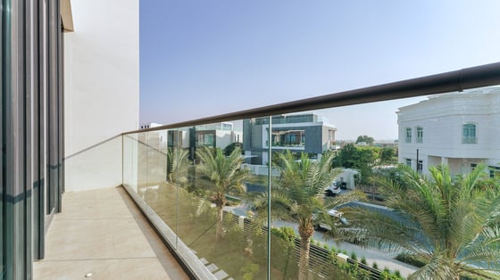 Mansion villa in Dubai Hills with luxurious amenities, picture 32