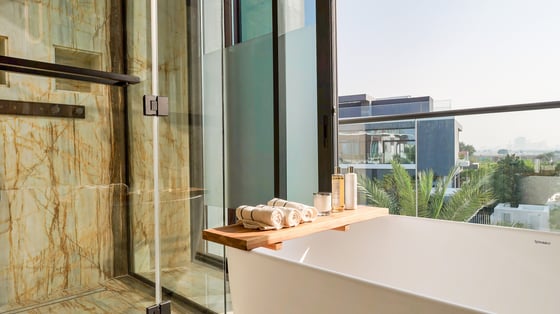 Mansion villa in Dubai Hills with luxurious amenities, picture 23