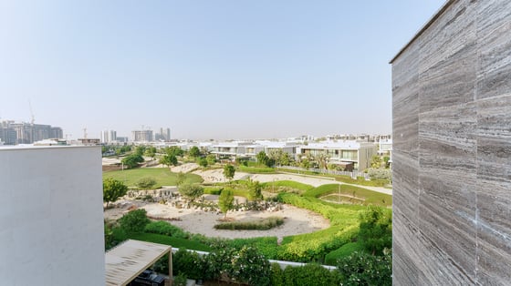 Mansion villa in Dubai Hills with luxurious amenities, picture 33