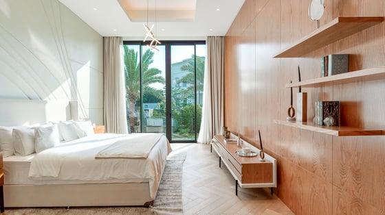 Mansion villa in Dubai Hills with luxurious amenities, picture 12