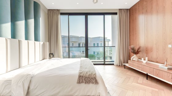 Mansion villa in Dubai Hills with luxurious amenities, picture 11
