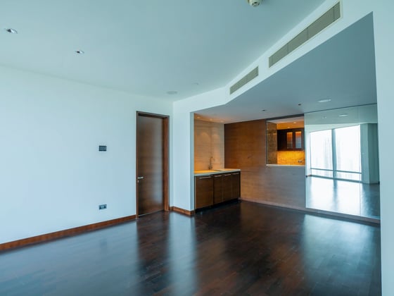 Burj Khalifa Apartment with Downtown Views, picture 3