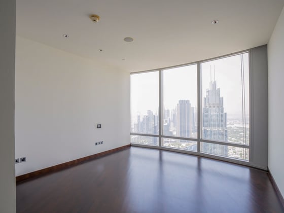 Burj Khalifa Apartment with Downtown Views, picture 2