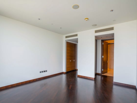 Burj Khalifa Apartment with Downtown Views, picture 5