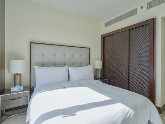 Address Downtown Living with Burj Lake Views, picture 10