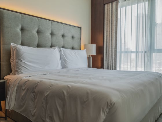 Elegant Branded Apartment in Downtown Dubai, picture 4