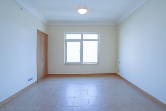 Elegant Palm Jumeirah Apartment Living, picture 10