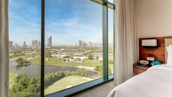Expansive apartment in The Hills with golf course views, picture 6