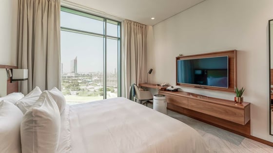 Expansive apartment in The Hills with golf course views, picture 8