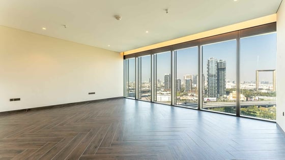 Spacious apartment in Zaabeel with Dubai Frame view, picture 2