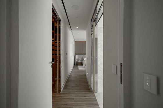 Stylish Apartment with Palm Jumeirah Views, picture 25
