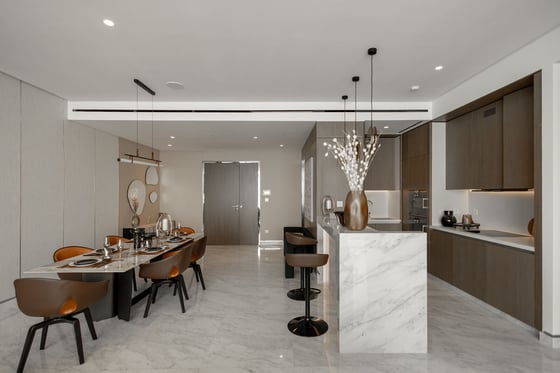 Stylish Apartment with Palm Jumeirah Views, picture 8
