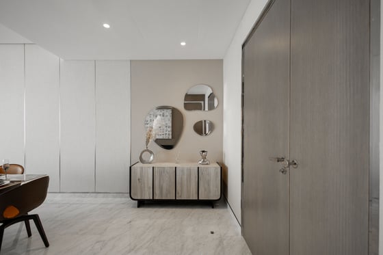 Stylish Apartment with Palm Jumeirah Views, picture 11