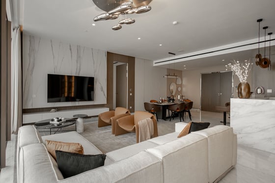 Stylish Apartment with Palm Jumeirah Views, picture 3