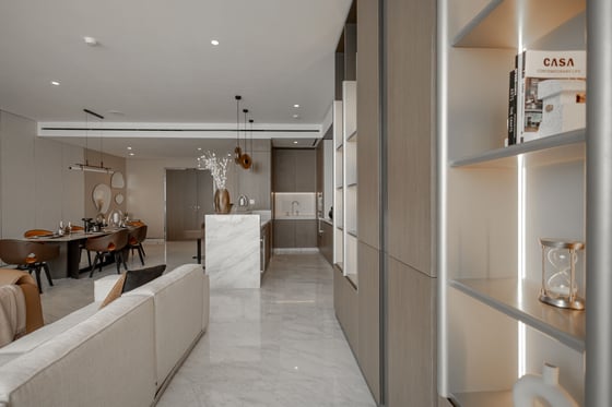 Stylish Apartment with Palm Jumeirah Views, picture 10