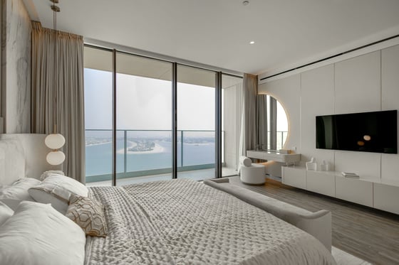 Stylish Apartment with Palm Jumeirah Views, picture 12