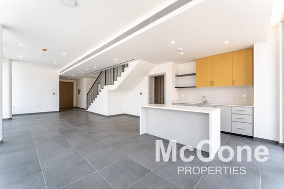 Modern villa in Arabian Ranches with amazing amenities, picture 2