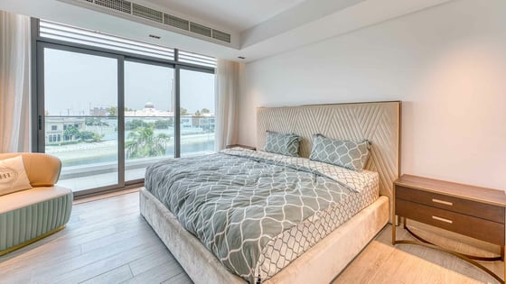 Elegant villa in Palm Jumeirah with direct beach access, picture 11