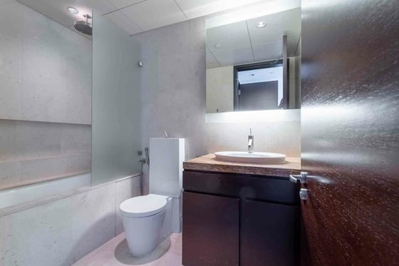 Mid Floor | Vacant | Big Layout, picture 15