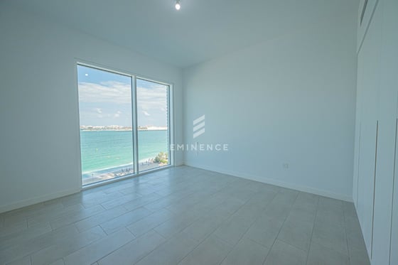 Privet Beach Access | Ain Dubai View | Low Floor, picture 5