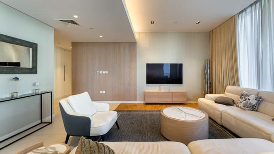 Fully furnished apartment in Bluewaters with sea views, picture 2