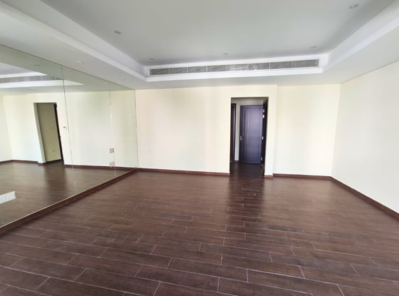 Triple Height Ceiling | Double Maids Room | Elevator, picture 6