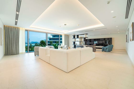 Fully Furnished | Designer Apartment | Iconic View, picture 6