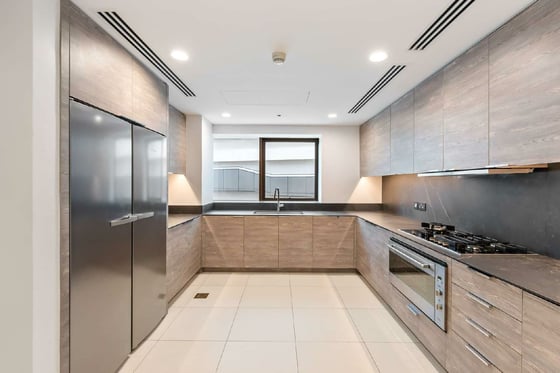 Luxury 4-BR | Full Sea Views | W Residences, picture 13