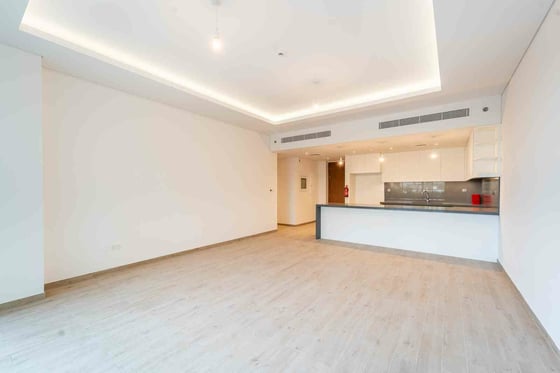 Exclusive | Pool View | Terrace Apartment, picture 5