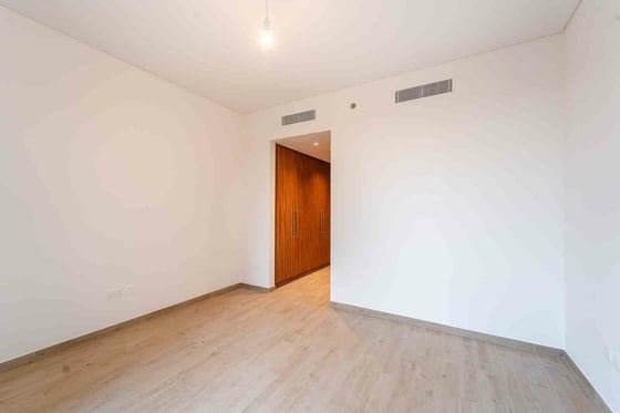 Exclusive | Pool View | Terrace Apartment, picture 10