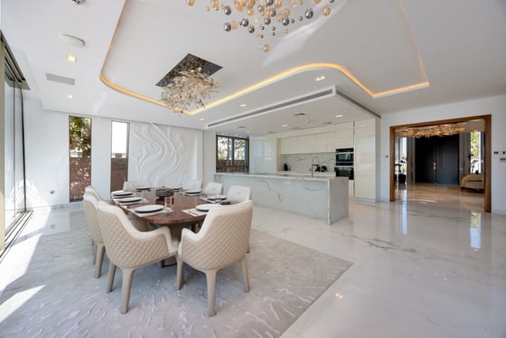 Luxury Living | Custom Built | Private Beach Access, picture 12