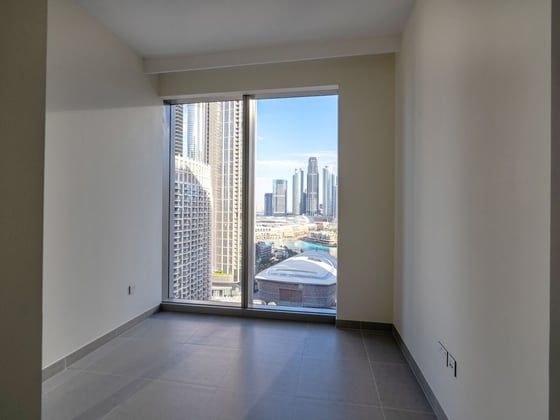 Stunning 3-BR Apartment | Burj View | Chiller free, picture 8