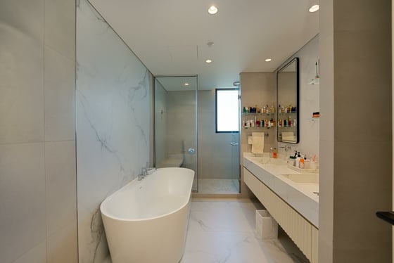 Fully Renovated | Lake View | Vastu Compliant, picture 19