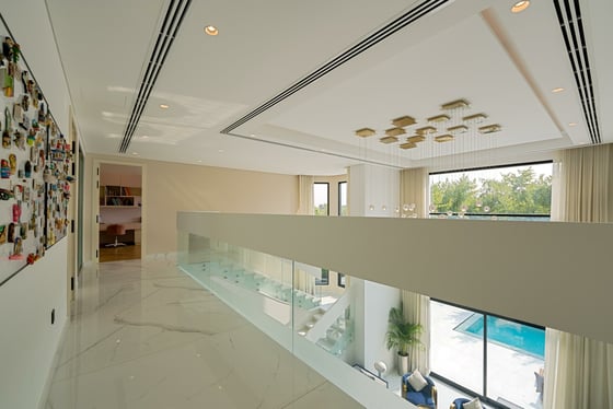 Fully Renovated | Lake View | Vastu Compliant, picture 8