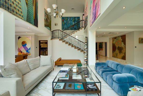 Corner Plot | Private Pool | Partly Renovated, picture 8
