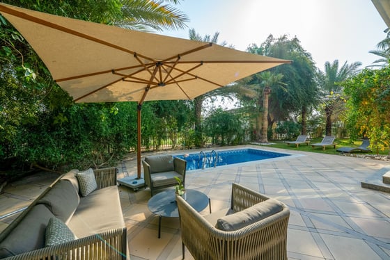 Corner Plot | Private Pool | Partly Renovated, picture 9
